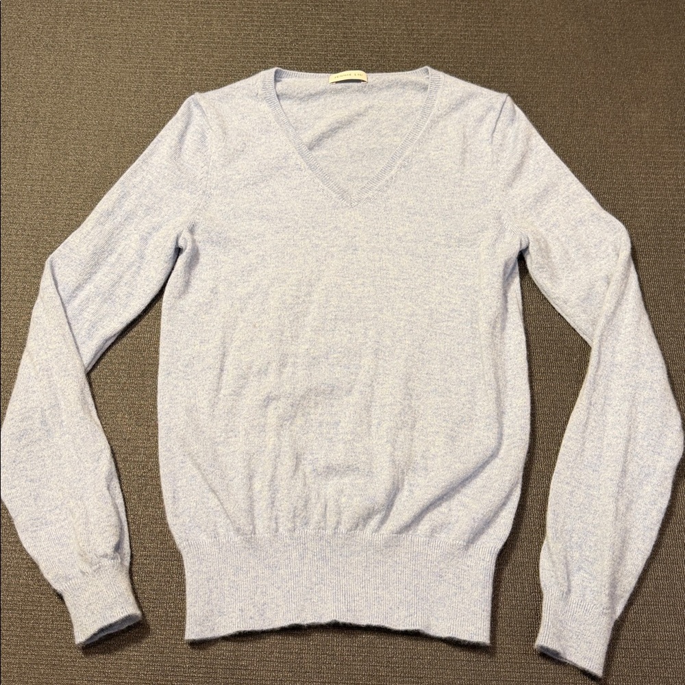 Jennie Liu Baby Blue Pure Cashmere Vneck Pullover Sweater Women’s Size Small